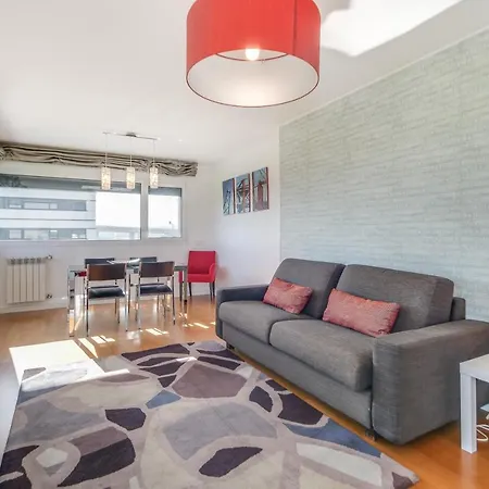 Welcome Here - Tamisa - Parque Nacoes * Лиссабон